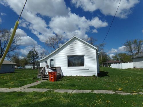 706 Ohio Ave, Windsor, IL, 61957-1223 | Card Image