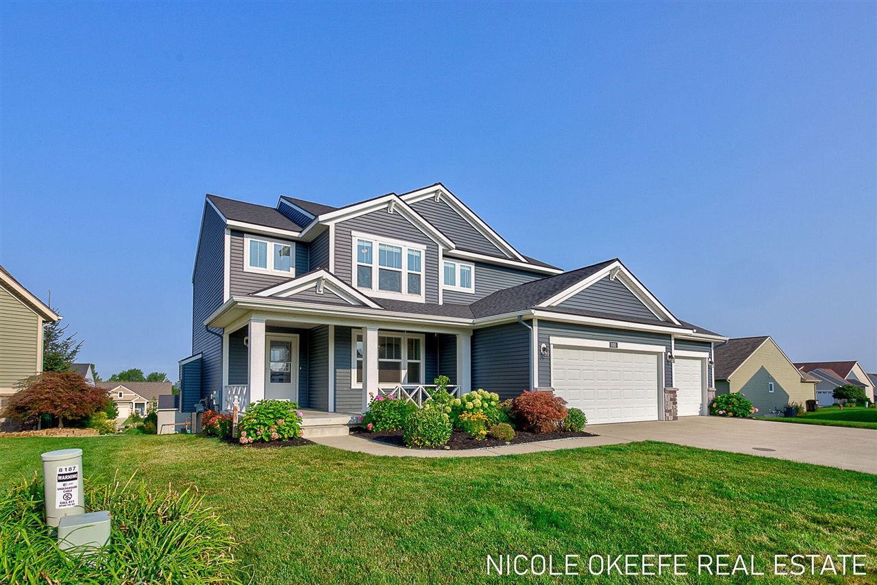 Dreamfield Ct, Byron Center, MI 49315