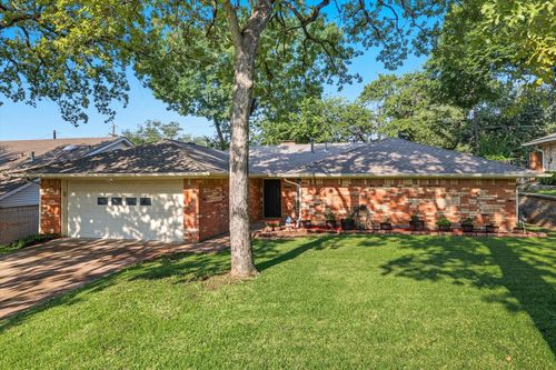 1621 Ronne Dr, Irving, TX, 75060-5748 | Card Image