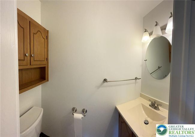 4053 Vaughn St, Condo with 2 bedrooms, 2 bathrooms and null parking in Palmer Twp PA | Image 16