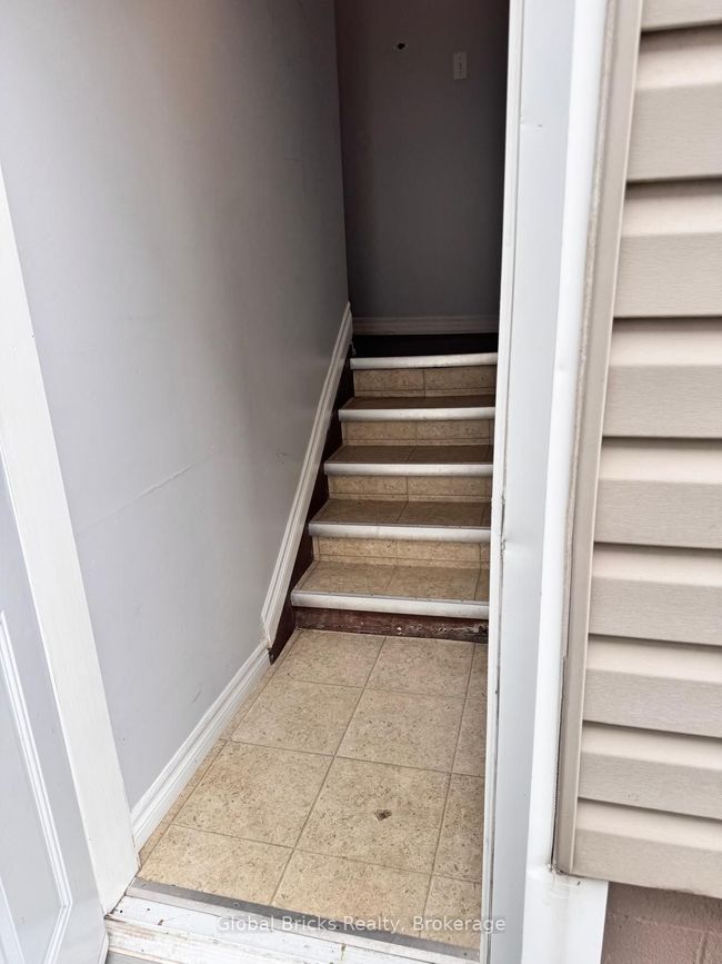 4493 Jepson St, House other with 5 bedrooms, 2 bathrooms and 2 parking in Niagara Falls ON | Image 19