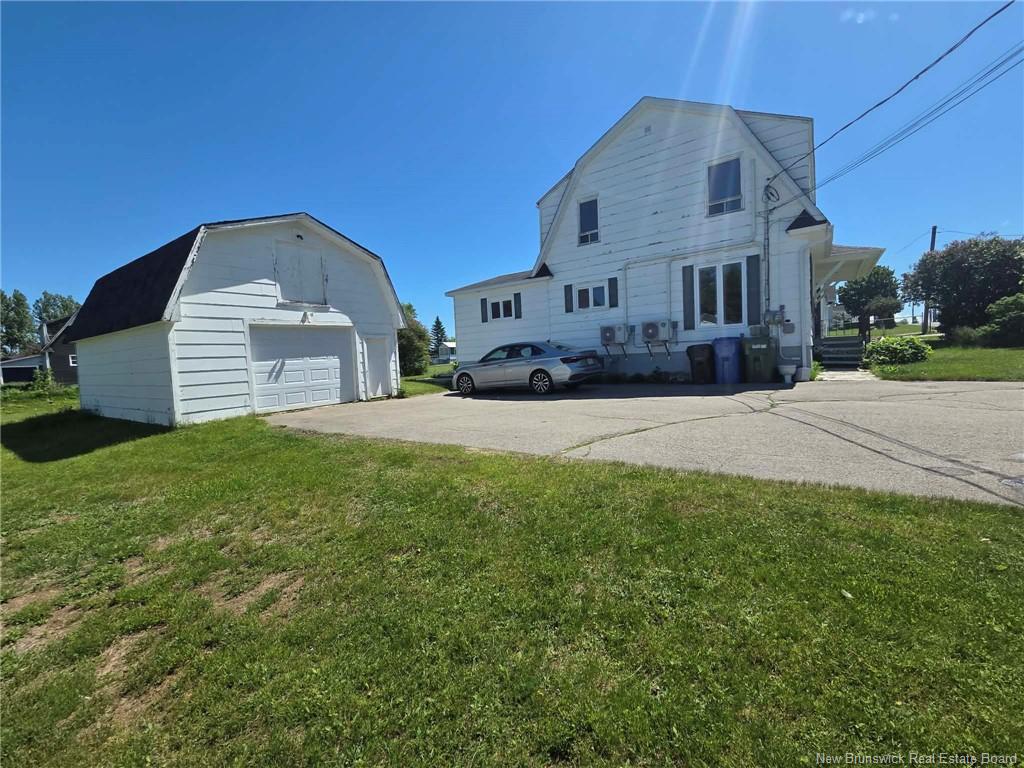 Residential Income in Bathurst 5