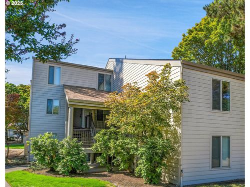 10196 Sw Trapper Ter, Beaverton, OR, 97008-7835 | Card Image