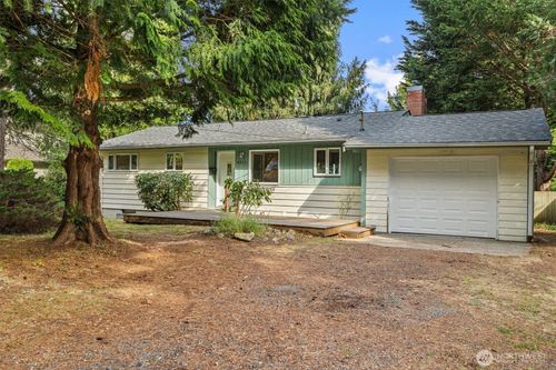 4511 Lakeway Dr, Bellingham, WA, 98229-5117 | Card Image