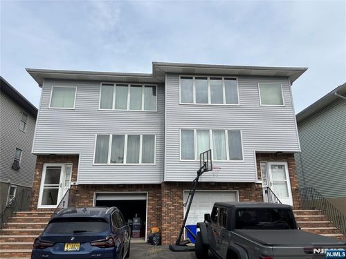 105 Jason Way, North Arlington, NJ, 07031-5025 | Card Image