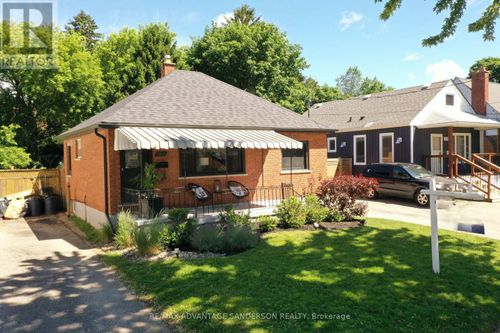 1226 Wilton Ave, London, ON, N5W2G8 | Card Image