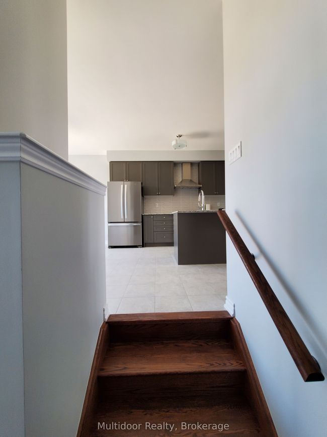72 Douet Lane, House attached with 4 bedrooms, 4 bathrooms and 1 parking in Ajax ON | Image 5
