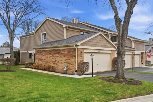 1308 Downs Pkwy, Libertyville, IL, 60048-5214 | Card Image