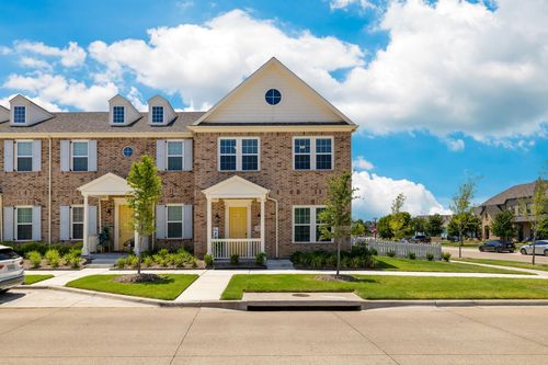 6297 Parker Blvd, North Richland Hills, TX, 76180-5607 | Card Image