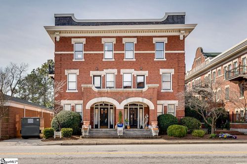 26-400 E Washington St, Greenville, SC, 29601-2932 | Card Image