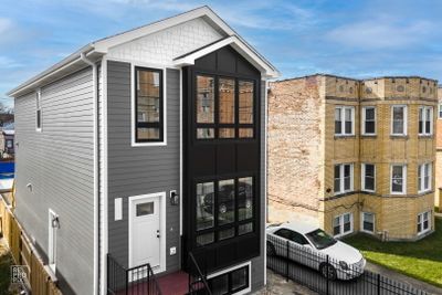 4241 W Walton Street, House other with 3 bedrooms, 3 bathrooms and 2 parking in Chicago IL | Image 2