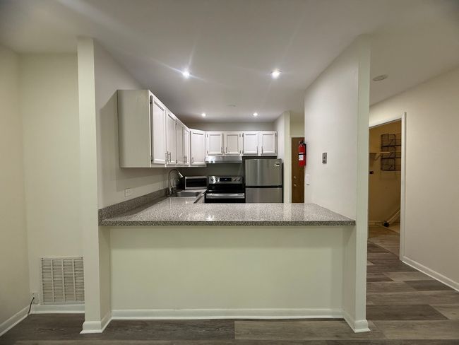 UNIT-2J - 5800 Oakwood Dr, Condo with 0 bedrooms, 1 bathrooms and 1 parking in Lisle IL | Image 8