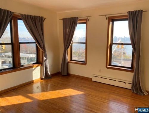 6209 Boulevard, West New York, NJ, 07093 | Card Image