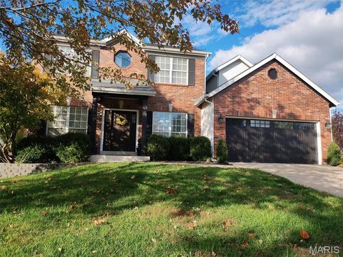 7373 Little Oaks Dr, O Fallon, MO, 63368-6103 | Card Image