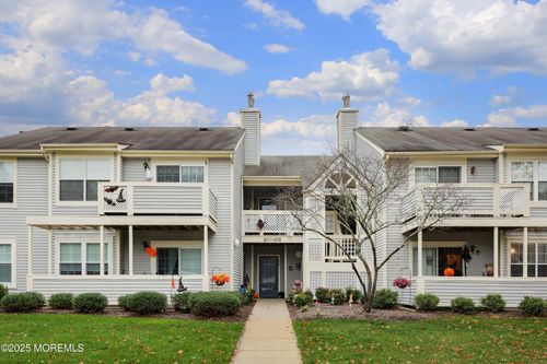 404 Brookview Ct, Howell, NJ, 07731-3034 | Card Image