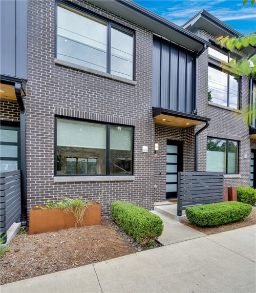 703 Se A St, Bentonville, AR, 72712-5959 | Card Image