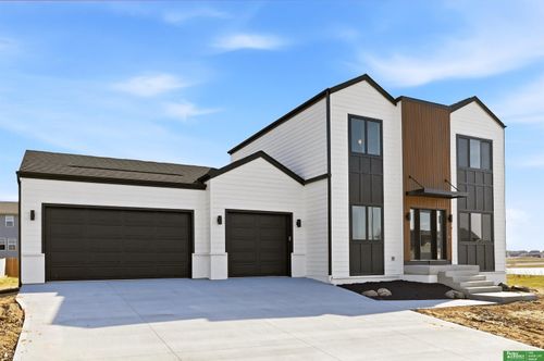 8177 S 185th St, Omaha, NE, 68136-6451 | Card Image