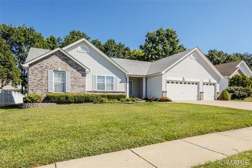 1413 Sunview Dr, O Fallon, MO, 63366-3446 | Card Image