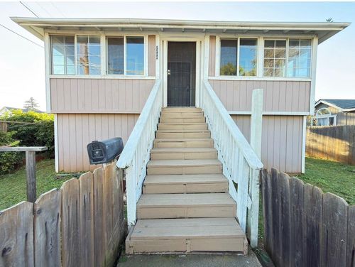 3284 Myers St, Oroville, CA, 95966-6557 | Card Image