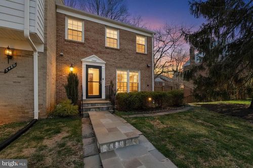 5482 Midship Ct, BURKE, VA, 22015-1912 | Card Image