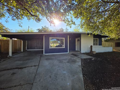 122 Garden Valley St, San Antonio, TX, 78227-4540 | Card Image