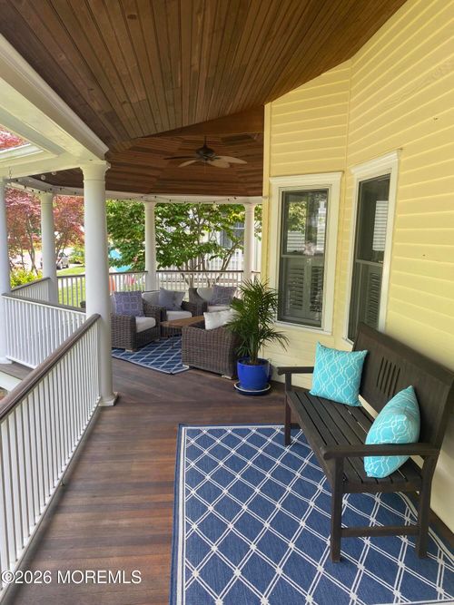 333 Woodland Ave, Avon-by-the-sea, NJ, 07717-1253 | Card Image