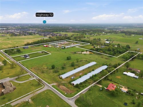 8778 N Tycoon Rd, Bentonville, AR, 72713-9250 | Card Image