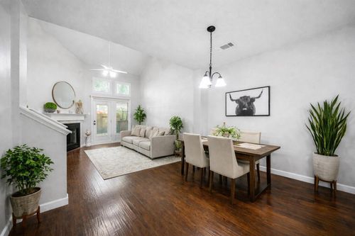 2351 Summit Way Ct, Kingwood, TX, 77339-2957 | Card Image
