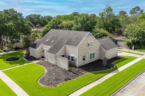 16402 Clearcrest Dr, Houston, TX, 77059-6510 | Card Image