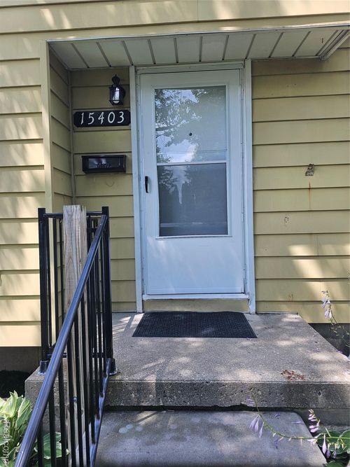 15403 Woodbine, Redford, MI, 48239-3535 | Card Image
