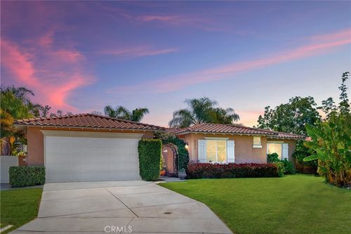 35475 Calendula Cir, Winchester, CA, 92596-8947 | Card Image
