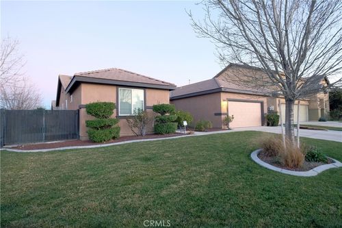 44638 Painted Desert St, Lancaster, CA, 93536-8399 | Card Image