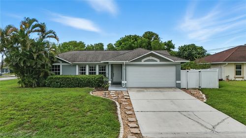 5242 17th Pl Sw, NAPLES, FL, 34116-5616 | Card Image