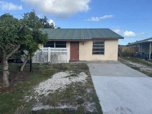 4578 Se Salvatori Rd, Stuart, FL, 34997-8235 | Card Image