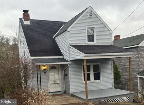 9 W View Ter, CUMBERLAND, MD, 21502-2536 | Card Image