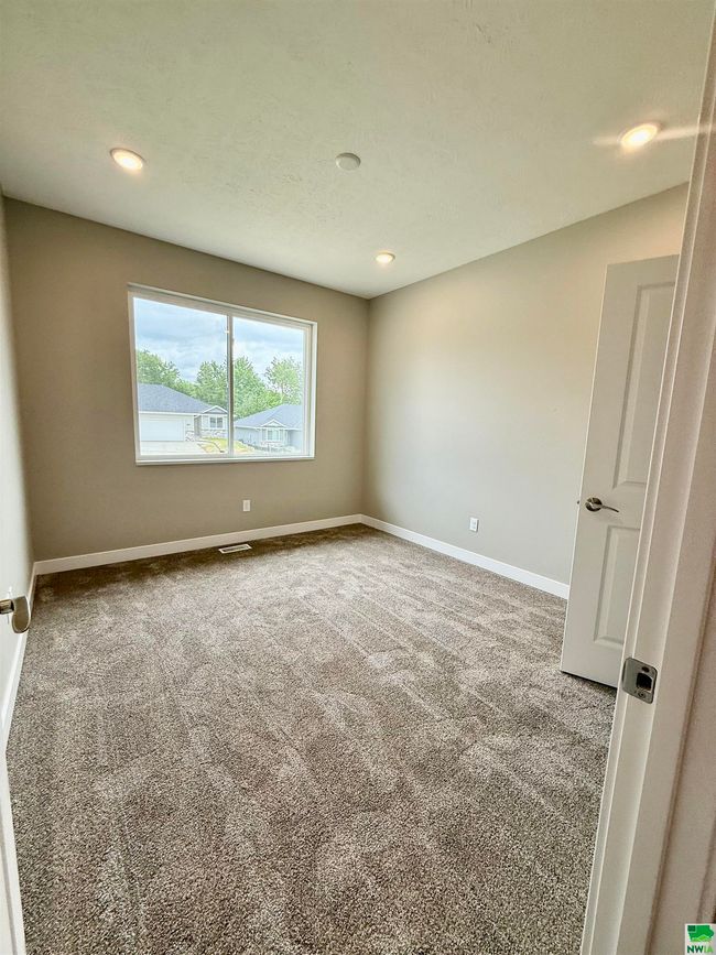 3421 Lafayette Ct, House other with 2 bedrooms, 2 bathrooms and null parking in Sioux City IA | Image 17