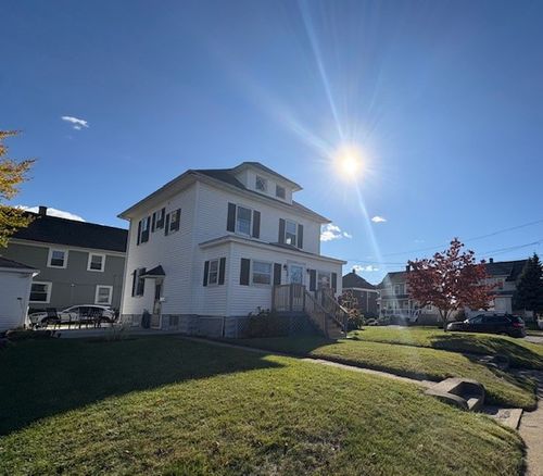 68 Cliffdale Ave, Cranston, RI, 02905-2625 | Card Image