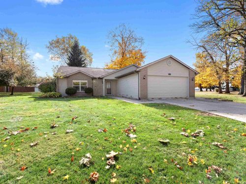 1905 Maple Ln, Garrett, IN, 46738-1816 | Card Image