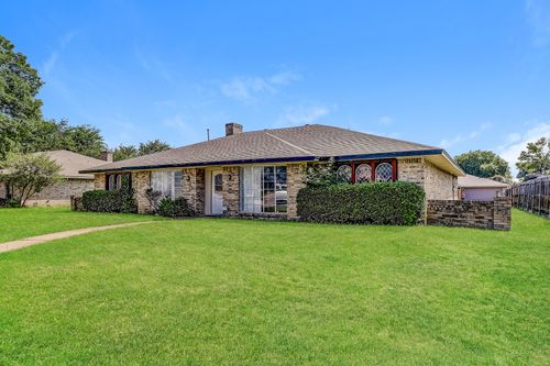 1021 Shadywood Ln, Desoto, TX, 75115-4129 | Card Image