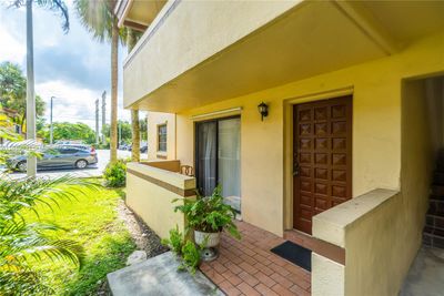 101E - 6256 Sw 136th Ct, Condo with 2 bedrooms, 2 bathrooms and null parking in Miami FL | Image 2