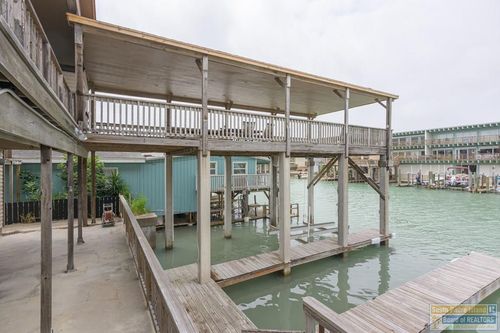 1009 N Yturria St, Port Isabel, TX, 78578-4614 | Card Image