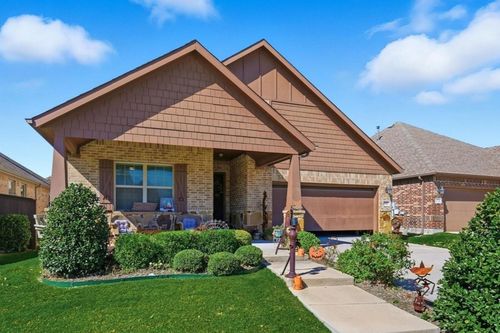 600 Caudle Ln, Savannah, TX, 76227-7929 | Card Image