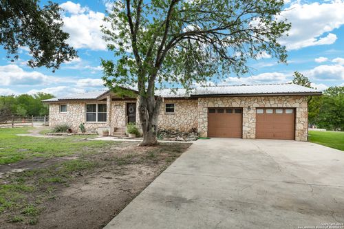 9950 Fm 471 S, La Coste, TX, 78039-2311 | Card Image