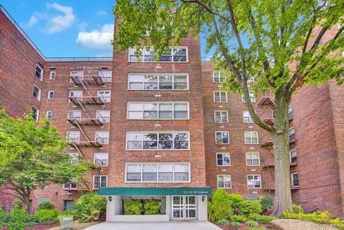 1j-211-10 18th Ave, Bayside, NY, 11360 | Card Image