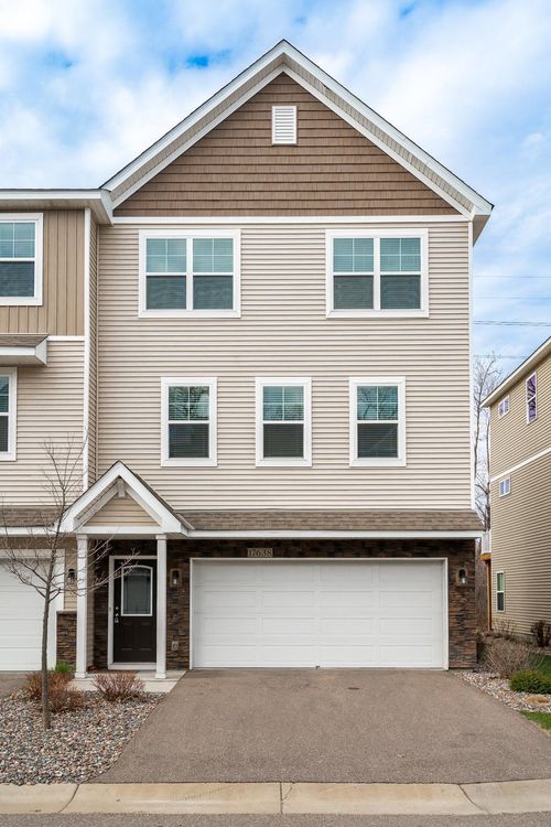17638 96th Pl N, Maple Grove, MN, 55311-1730 | Card Image