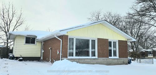 7116 Centennial Street, Niagara Falls, ON, L2G2Z1 | Card Image