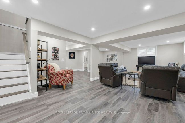 32 Aberdeen St, House other with 4 bedrooms, 3 bathrooms and 2 parking in Stirling ON | Image 31