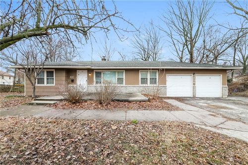 4806 Vermont Avenue, Kansas City, MO, 64133 | Card Image