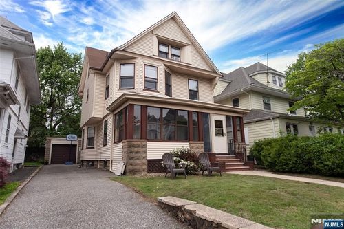 4 Claremont Pl, Montclair, NJ, 07042-4806 | Card Image