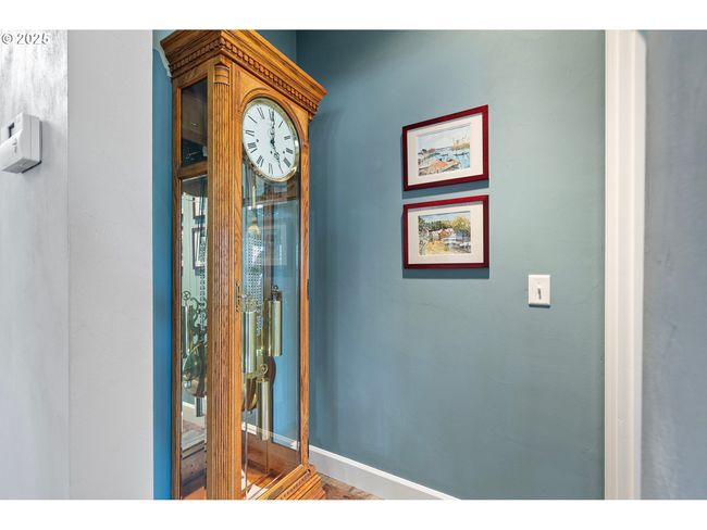 380 Mountaingate Dr, House other with 3 bedrooms, 3 bathrooms and 3 parking in Springfield OR | Image 19